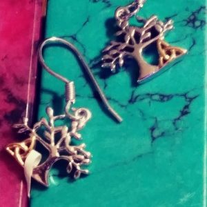 🛑 PRICE IS FIRM🛑 14k GOLD & 99.9% -STERLING, NOT  92.5 %. HOOK EARRINGS.
